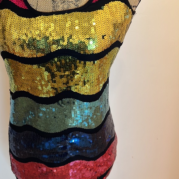 Forever 21 Sequin Top - Picture 2 of 7